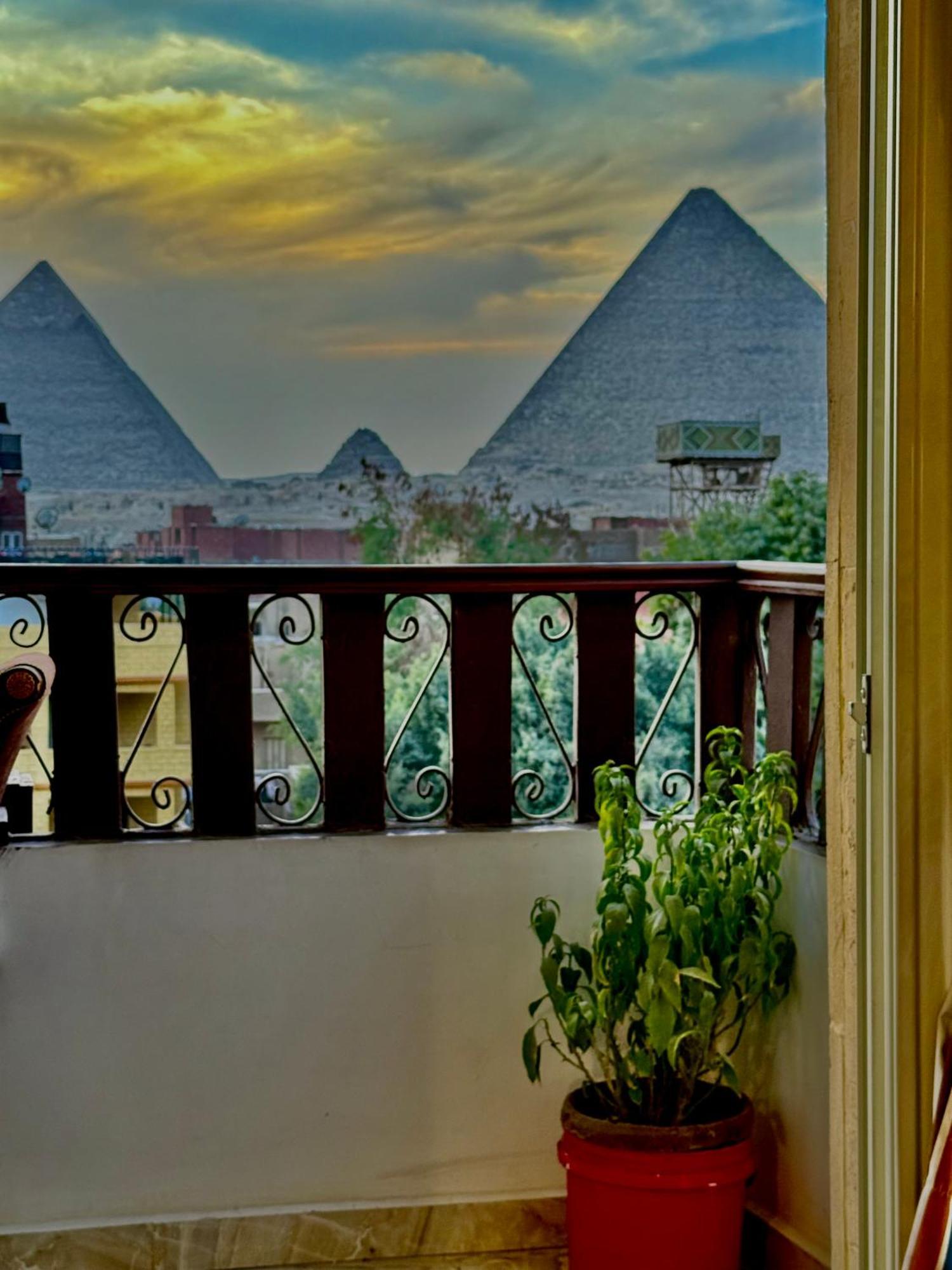 Flower Pyramids Inn Kafrat al Jabal Exterior photo